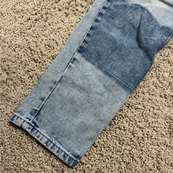 SOLD * AEROPOSTALE Mom Jeans - Picture 2 of 8